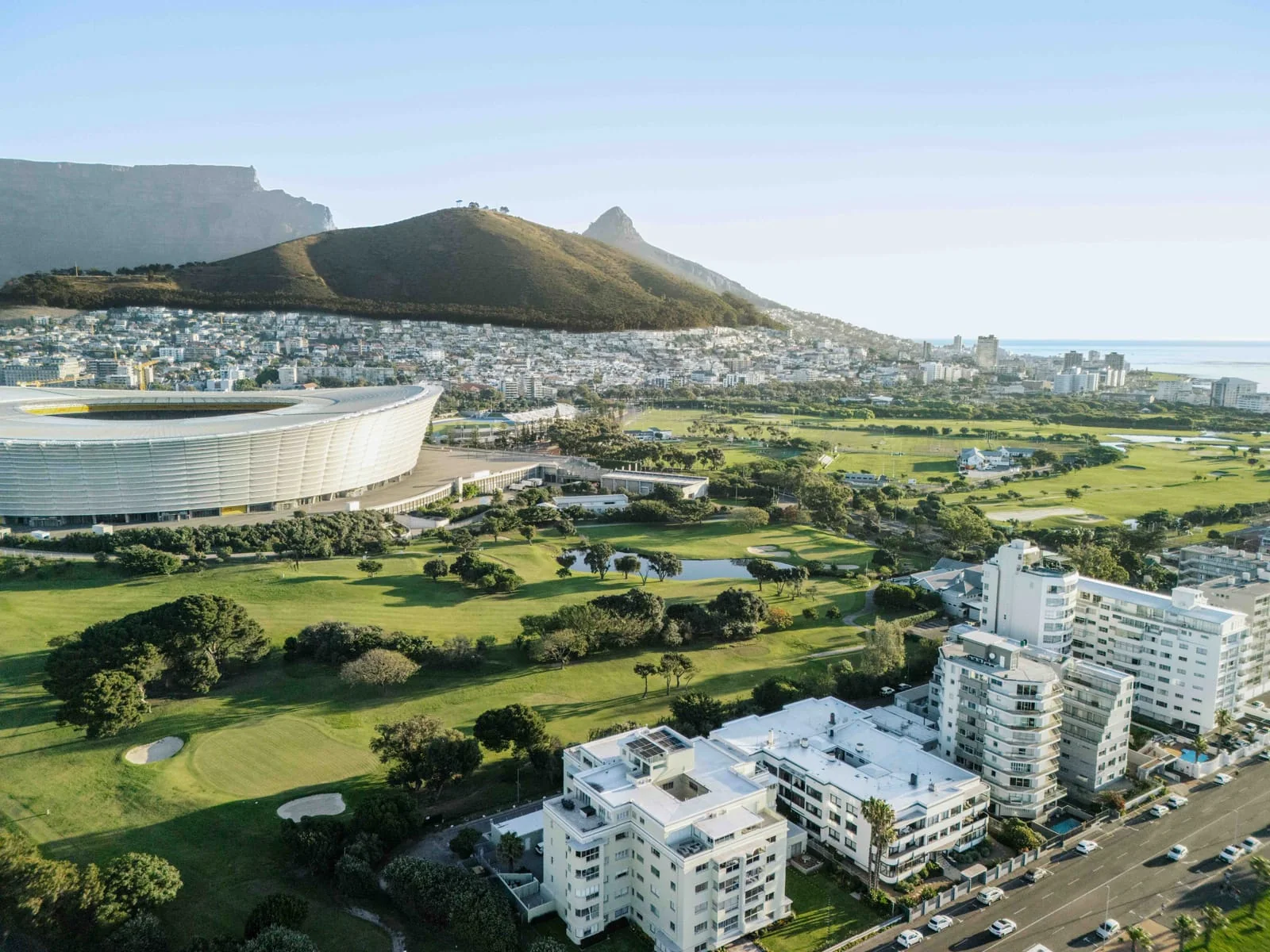The course between the apartments and the stadium, below Signal Hill